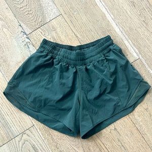 Lululemon Track That High-Rise Lined Short 3" size 8